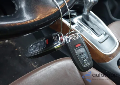 2015 Audi Q5 2.0T Premium z USA, uszkodzony, nr VIN WA1CFAFP1FA094618